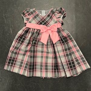 Ashley Ann baby girl dressy dress ~ grey and pink ~ size 18mo ~ only worn once!